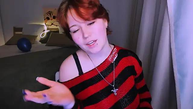 mialacrice - MiaLacrice's free webcam - UK Sex Cams