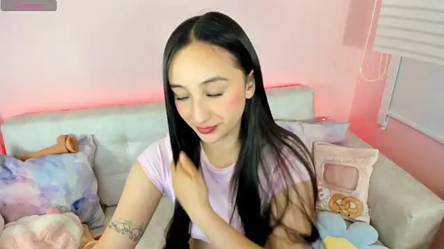 Watch tinysara live on EroticFlix - High definition streams