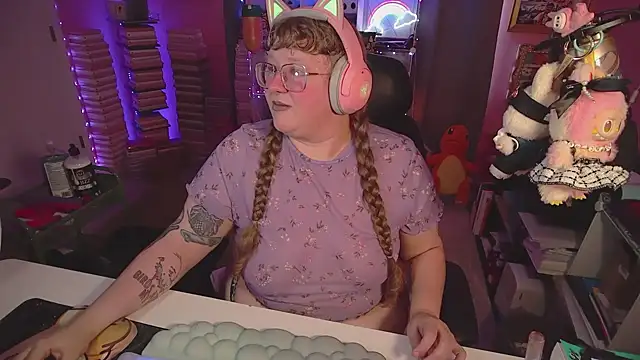 FatVeronica webcam