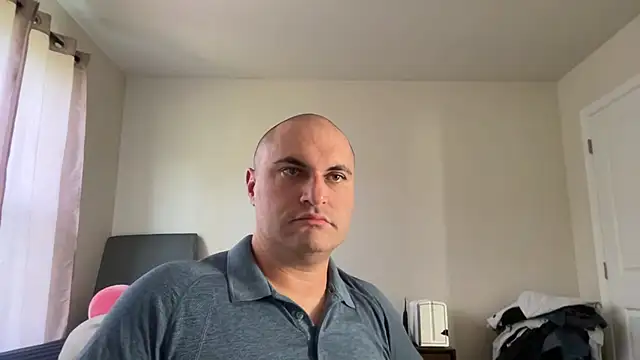 SluggishChase99 webcam