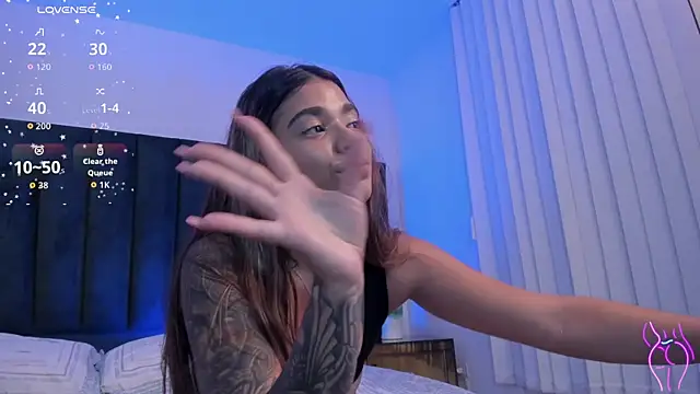Watch GiaFu live on EroticFlix - High definition streams