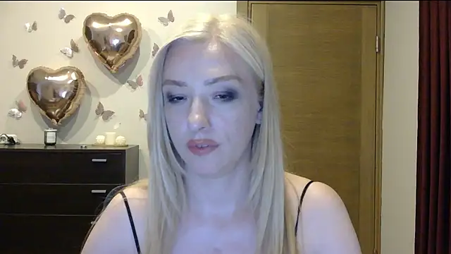 Wild_Silk_Desire webcam