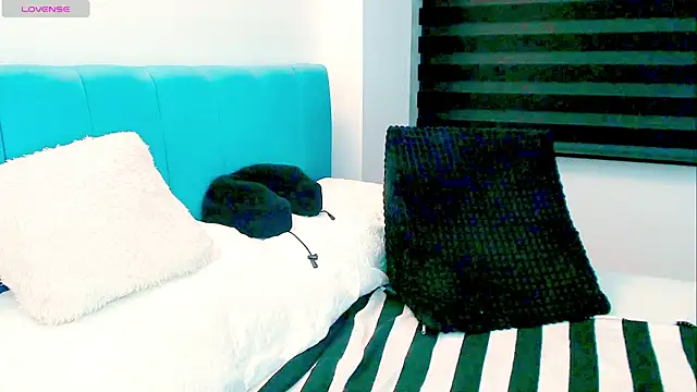 Kendraline1 webcam