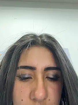 caroline__07 (Ask my age) - naked pussy fucked in waiting room