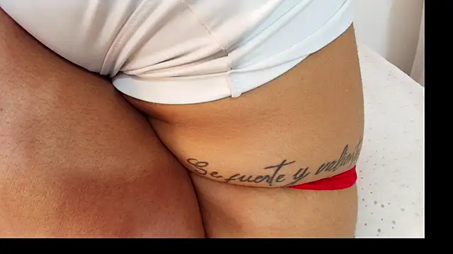 Mia_Slut_Dirty webcam