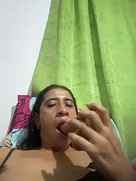 paolaqueenxx webcam
