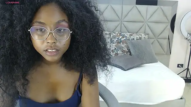 lily_mendoza webcam