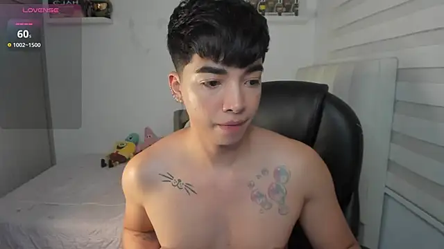 santy7v7 webcam