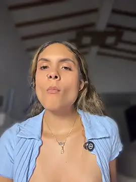 Gaby_Ferrer webcam