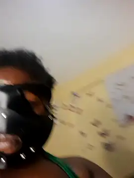 sexymamiii2 webcam