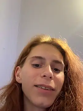 CherryBellaa webcam