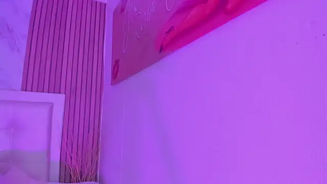 Lulu_exotic1 webcam
