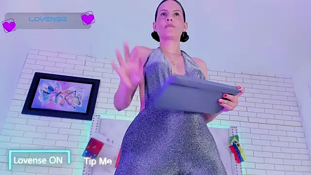 Coco_Balenciaga_ webcam