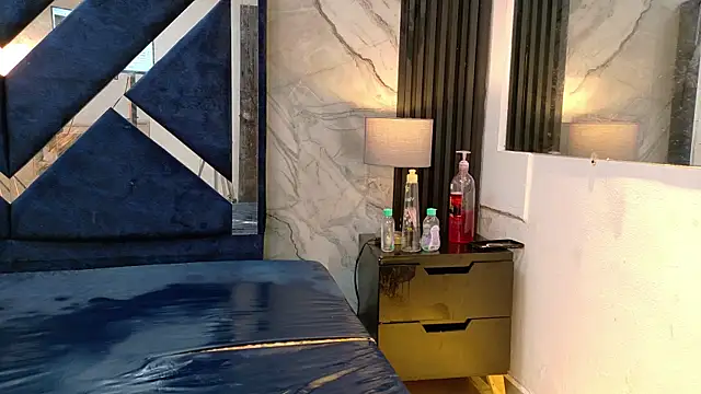 KarinaSimonz webcam