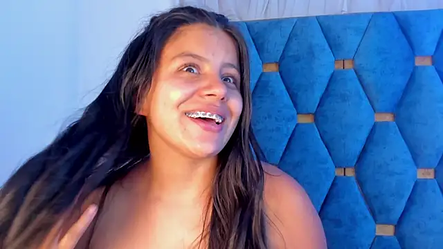 sasha_roldann webcam