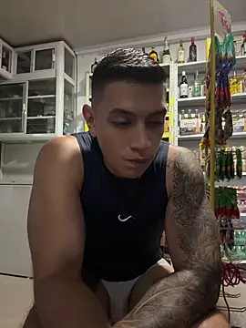 OliverWest04 webcam