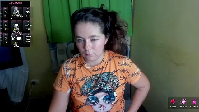 LuciaMiilf webcam