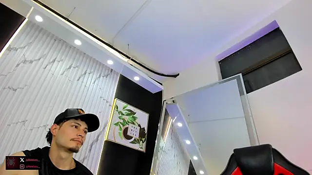 Alexlux1 webcam