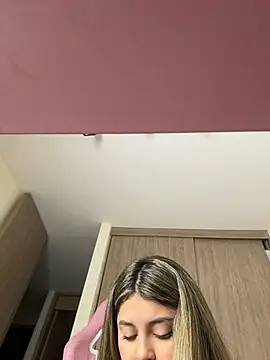 lunablossom_ webcam