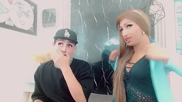 hilary_rodriguez webcam