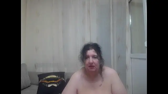 maturekorine webcam