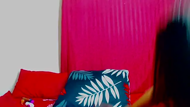 Juicyasss35xx webcam