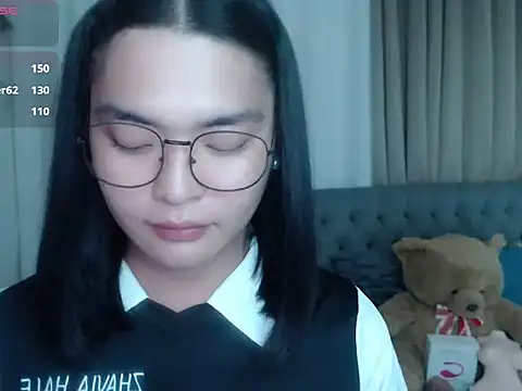 zhaviahale21 webcam