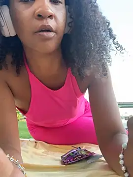 DominaLunaLusty webcam