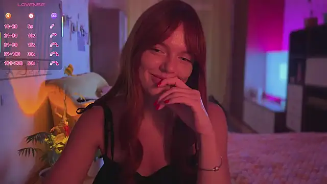 CherryRed_Girl webcam