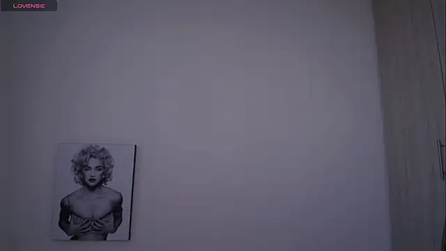 Millie_bobby webcam