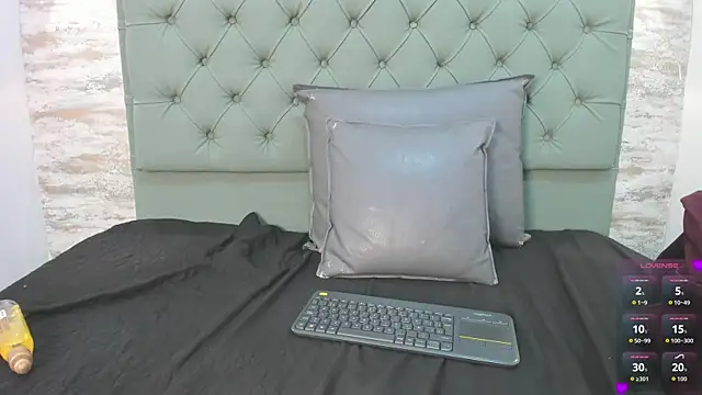 KataleyaVelvet webcam