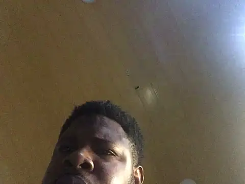 nnnbvv webcam