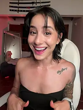 Ale_Lewis webcam