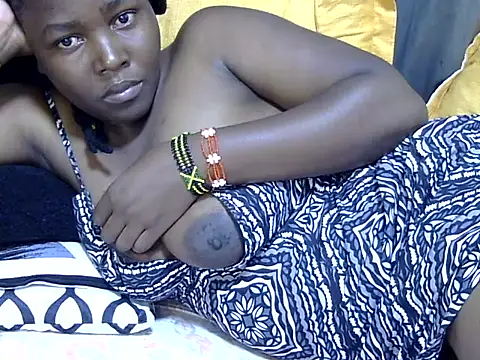 Sweet_ebony20