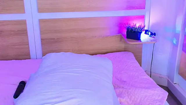 Your_big_ebony_goddness webcam