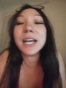 LoveFoxyQueen webcam