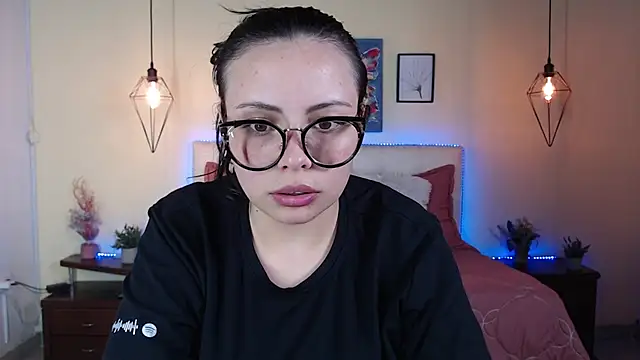 Megan_05_ webcam