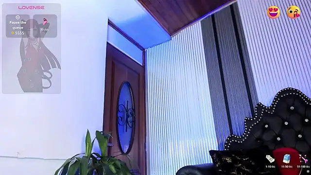 LunaVelour13 webcam