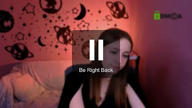 chloe_ley webcam
