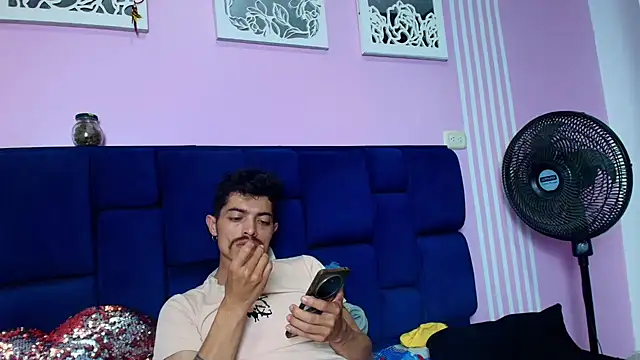 taylor_Stele webcam