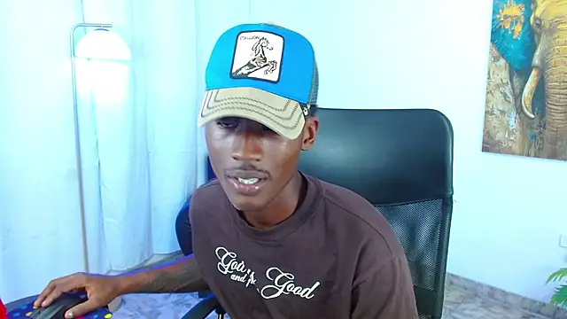 alexaandro18 webcam