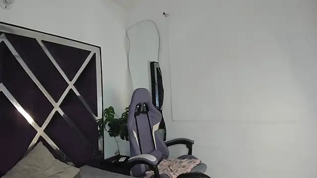 may_maireasm webcam