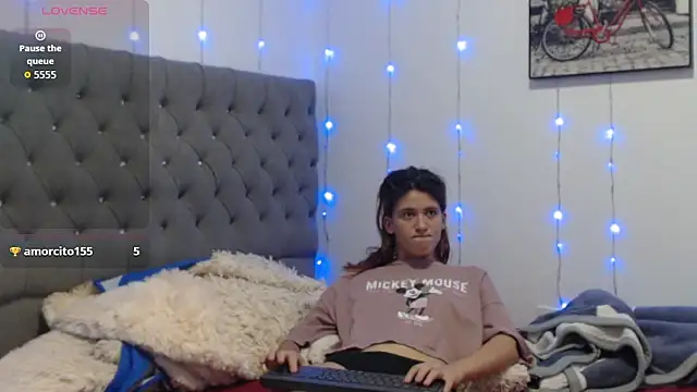 Julieth_Doll07 webcam