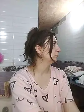 Koshova1836 live sex cam