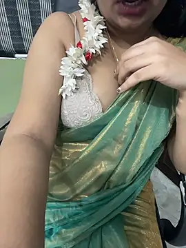 Tamil_Azhagie live sex cam