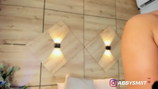 aby_smiith_ webcam