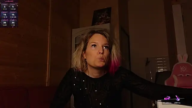 Lady_Shine webcam