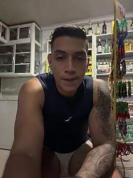 OliverWest04 webcam