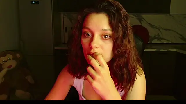 Eva_Avea webcam