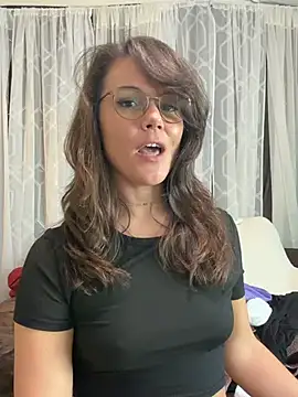 BaileyMFox webcam